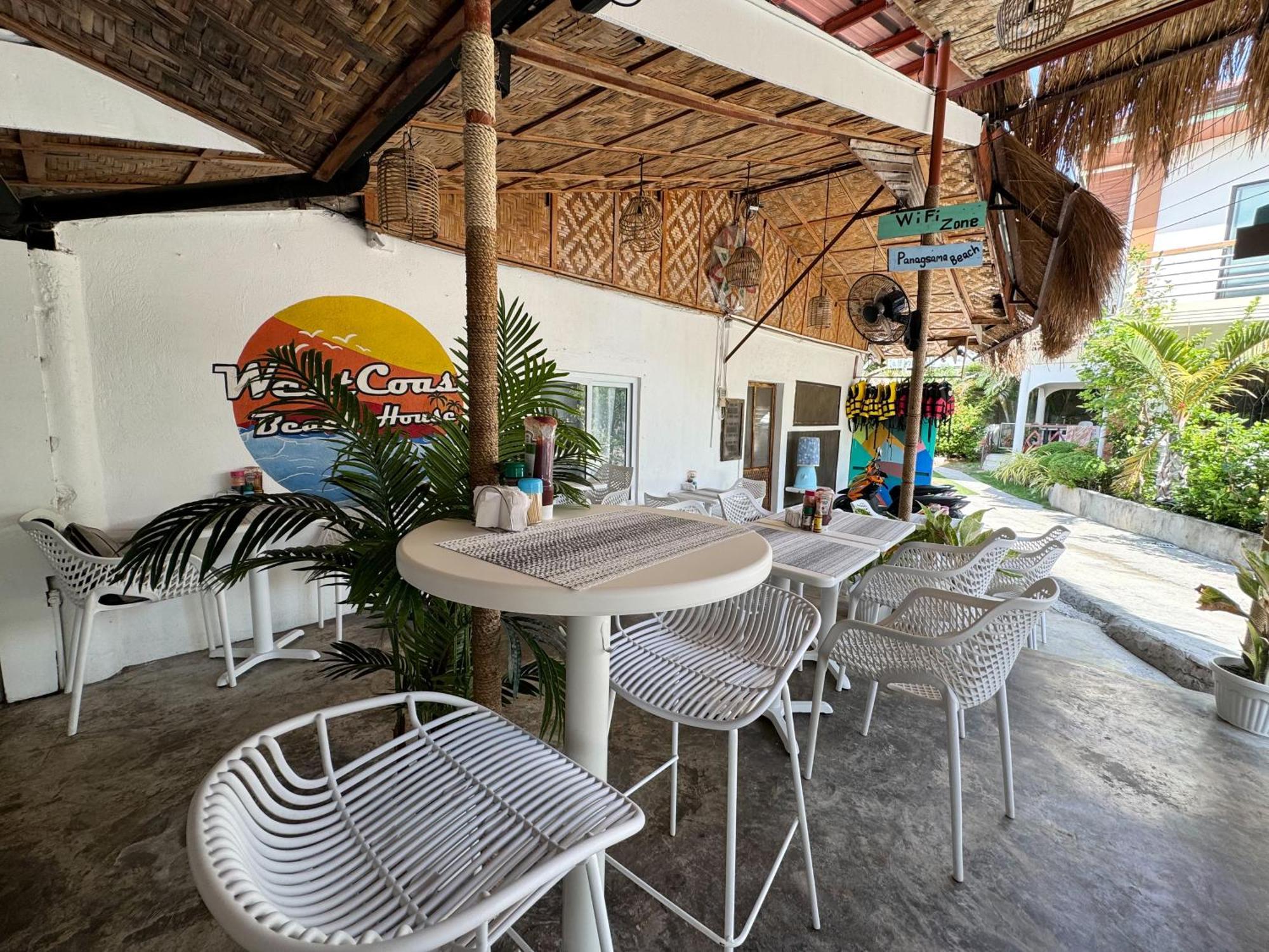 West Coast Beach House Cebu Esterno foto